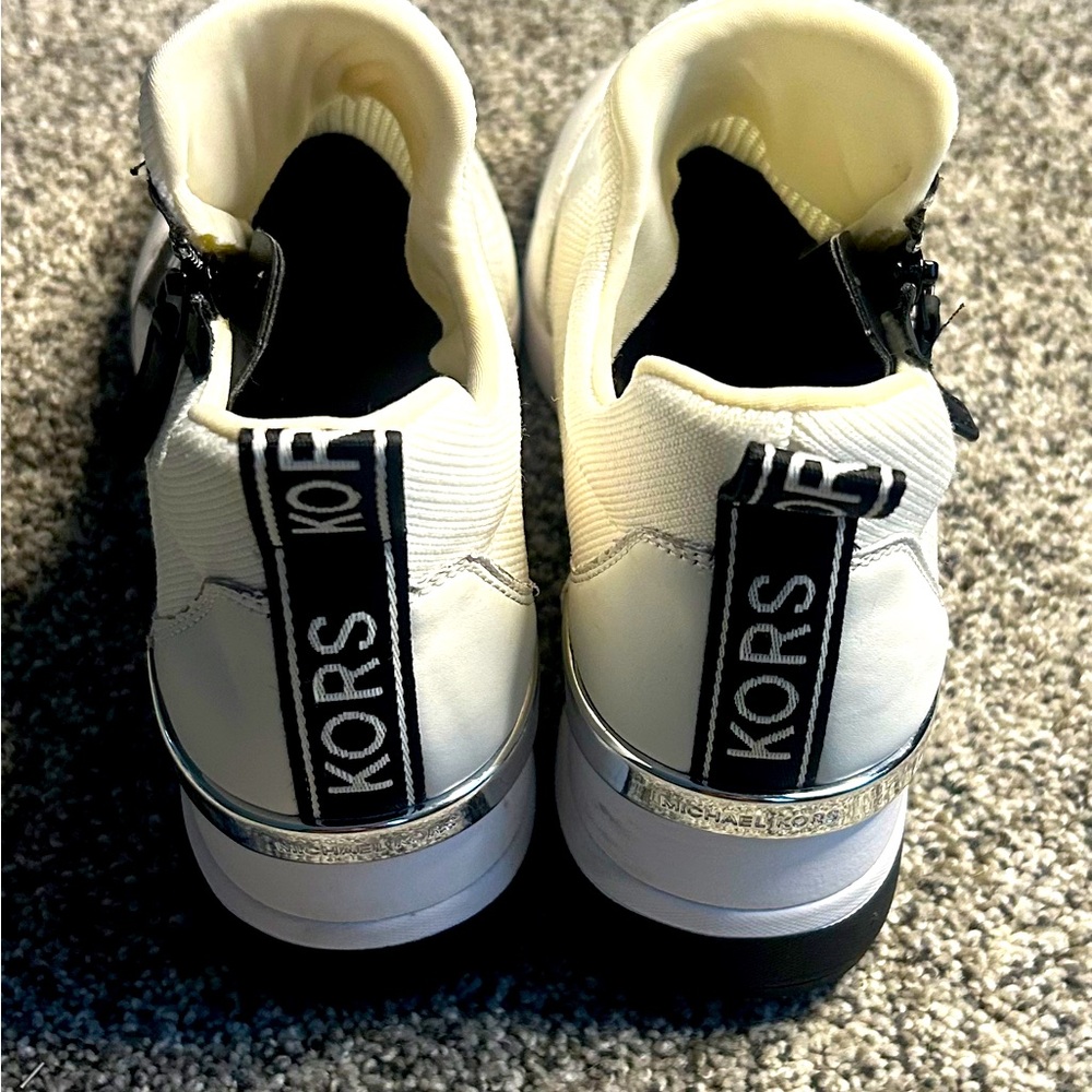 Michael Kors Shoe/ Hightop Zipper Designer shoe